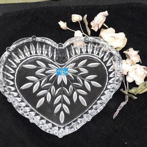 Crystal etched leaf design heart shaped bowl -Studio Nova Japan